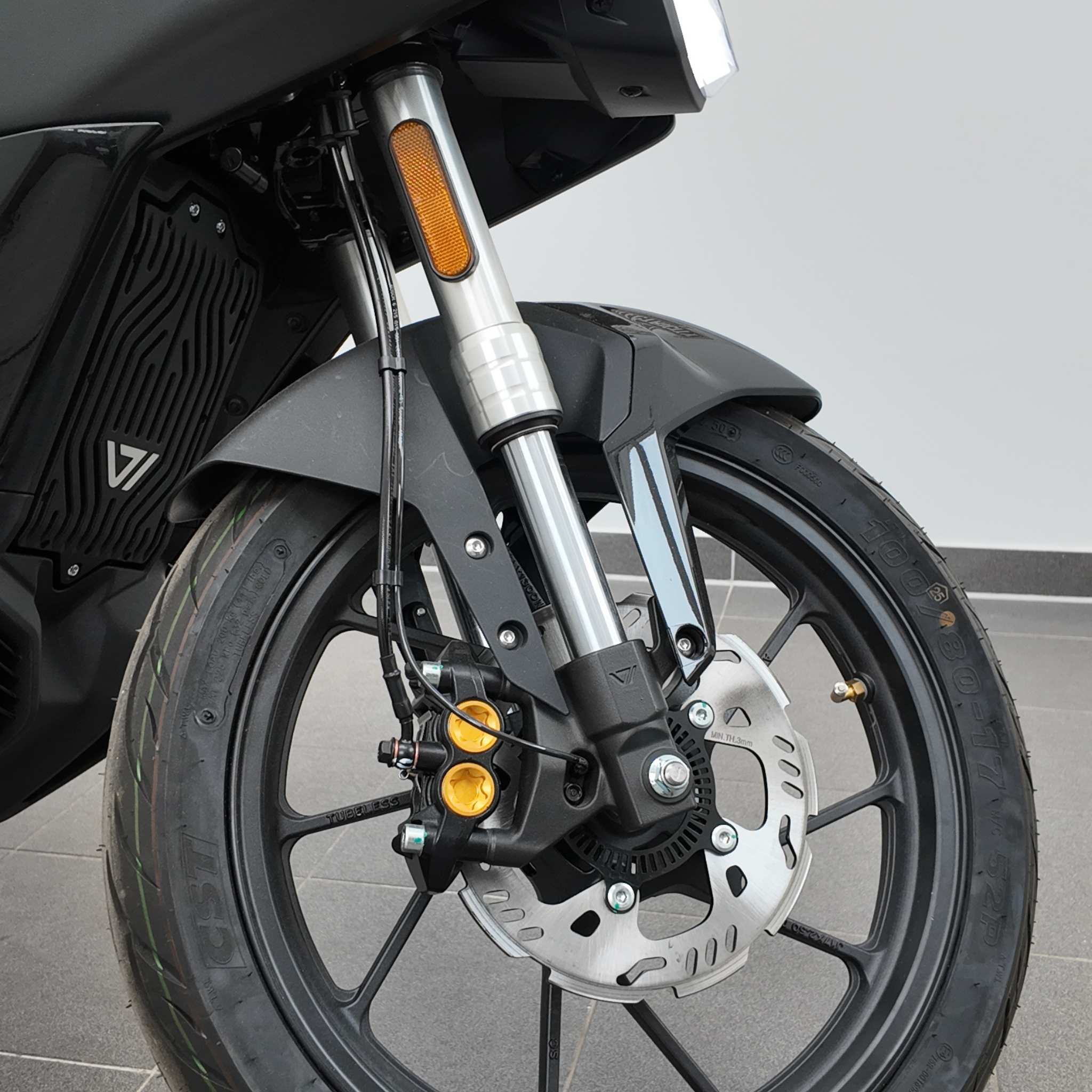 Elektro Motorrad VMOTO Stash 120 km/h - Ausstellungsstück zum Sonderpreis!