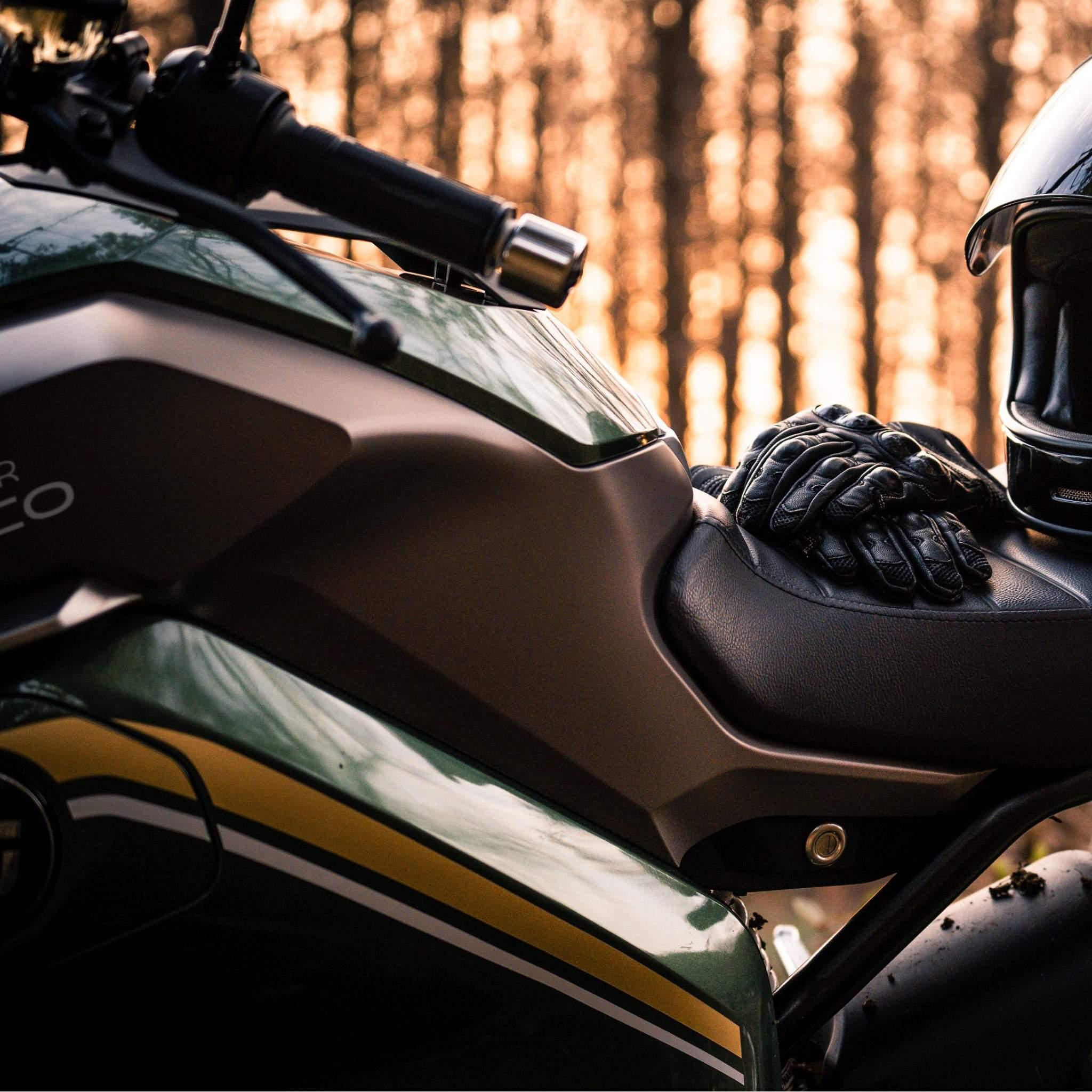 E-Motorrad SUPER SOCO TC Wanderer 45 km/h