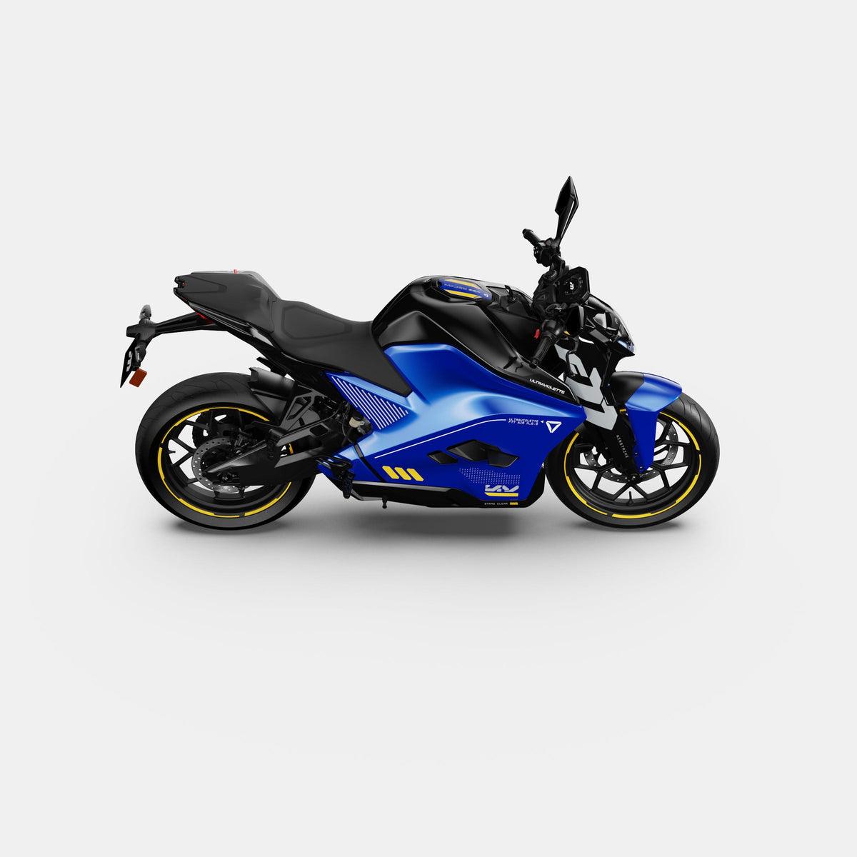 Das Ultraviolette F77 Mach 2 Recon - Performance Elektromotorrad von Ultraviolette ist ein modernes blau-schwarzes Elektromotorrad mit gelben Akzenten, das sich durch ein schlankes, sportliches Design, einen Einzelsitz und eine Digitalanzeige auf weißem Hintergrund auszeichnet.
