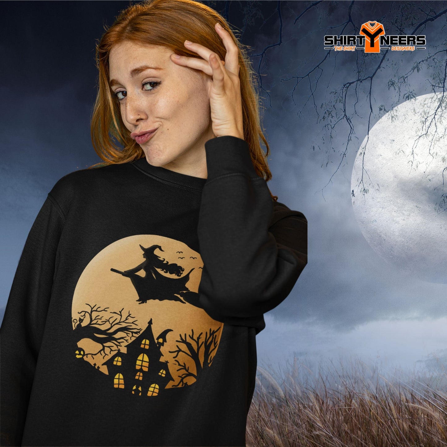 Creepy Ville - Fliegende Hexe + Mond – Premium Unisex