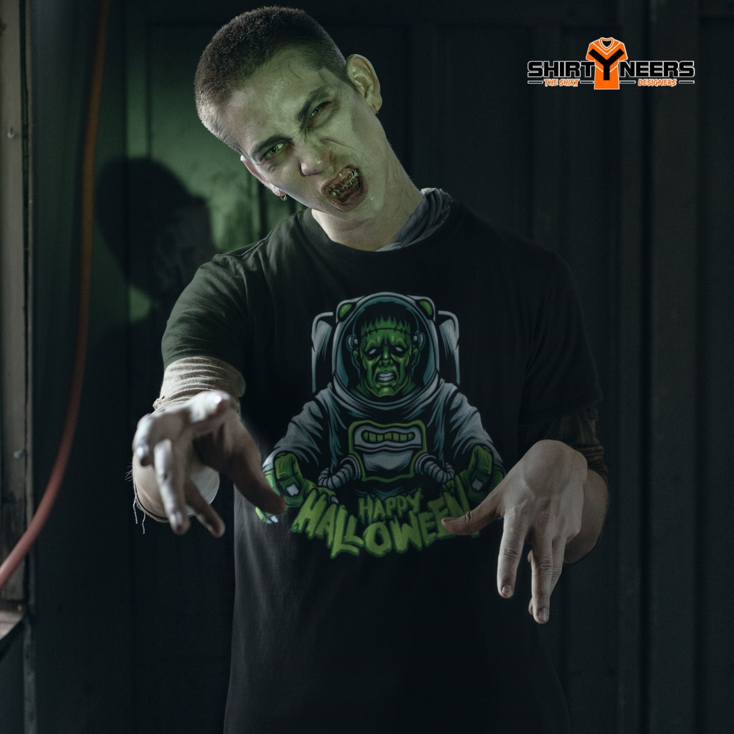 Creepy Ville - Happy Halloween Astronaut Franky -