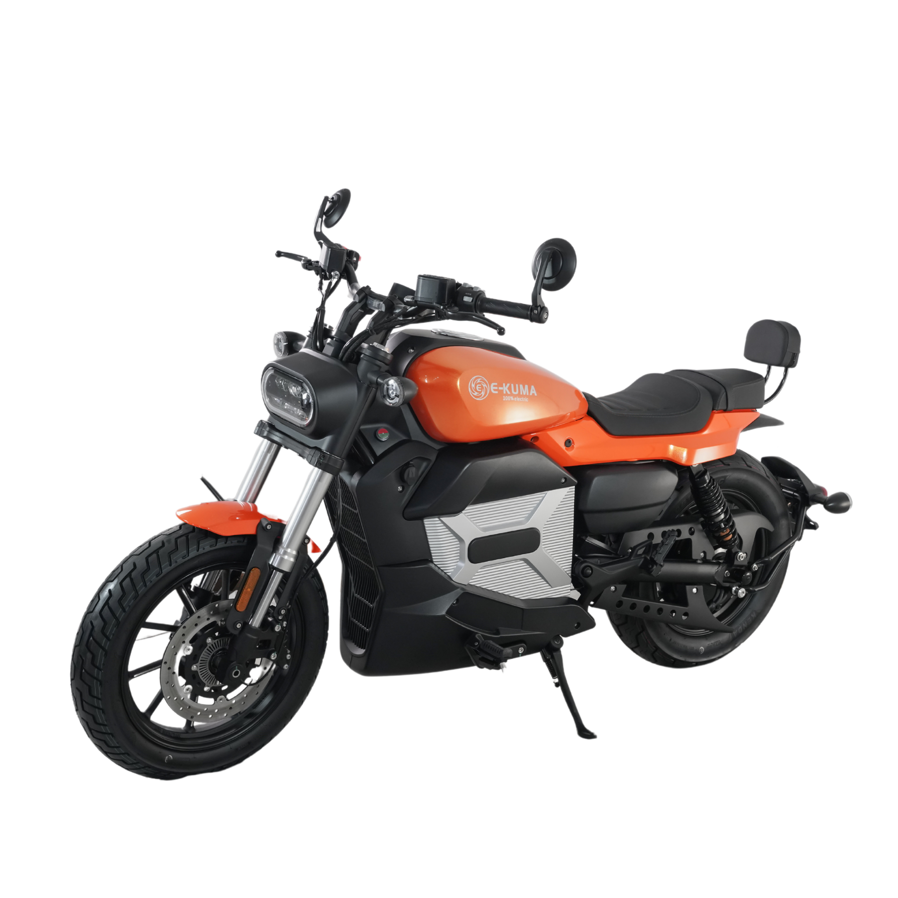 Ein auffälliges orange-schwarzes SONS OF ELECTRICITY Black-X Edition - CityTwister Shadow E-Motorrad mit großem Scheinwerfer, gepolstertem Sitz mit Rückenlehne und scharfer, moderner Karosserie ist zu sehen. Jetzt neu mit 45-A-Schnellladegerät.
