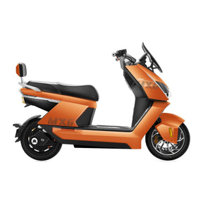 Elektroroller SUNRA Dream 6 NeonRider in Orange mit schwarzem Sitz, kleiner Windschutzscheibe und einer Rückenlehne für den Beifahrer.
