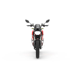 Frontansicht des VMOTO E-Motorrad TS Street Hunter S 105 km/h von VMOTO auf weißem Hintergrund - mit breiten Reifen, verspiegeltem Lenker und Scheinwerfer.