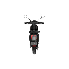 Rückansicht des schwarzen VMOTO CU 72V E-Rollers (45 km/h) mit zwei Seitenspiegeln, breitem Lenker, rotem Rücklicht, und herausnehmbarem Akku-ideal für den Stadtverkehr; Markenname VMOTO über dem Hinterrad, isoliert auf weißem Hintergrund.