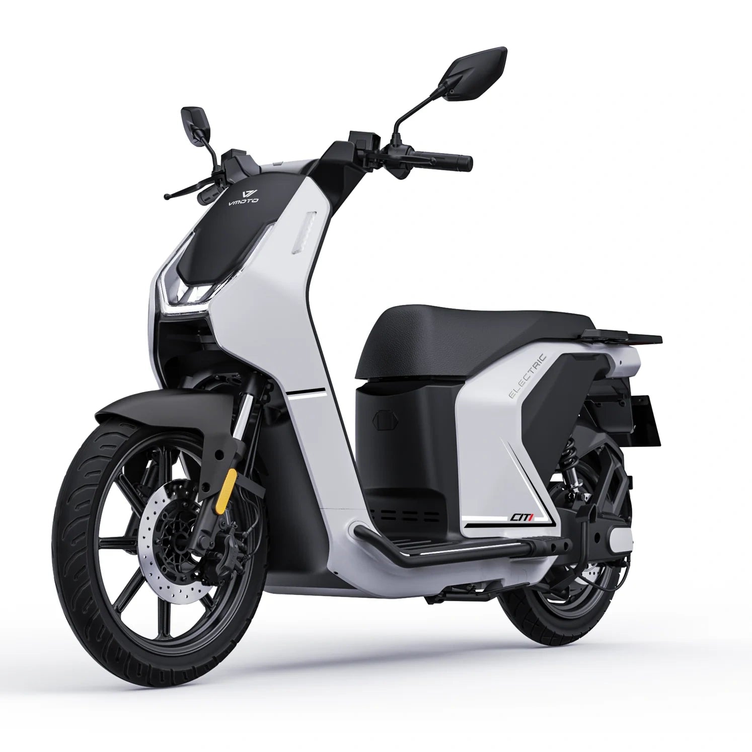 Weißer VMoto CITI Elektroroller, Dreiviertelansicht von vorne – 74V/2×30Ah, 45 km/h (L1e). SONS OF ELECTRICITY, Dortmund, Deutschland.